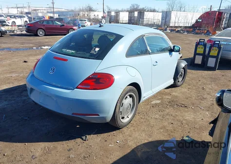2012 Volkswagen Beetle 2.5L z USA, uszkodzony, nr VIN 3VWJP7AT2CM632160